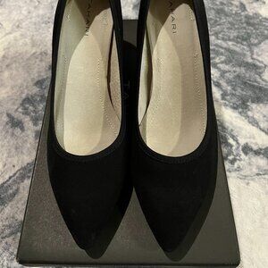 Tahari Black Heels